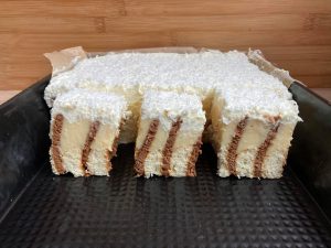 Ciasto budyniowy przekładaniec