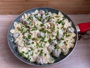 Pulpeciki w sosie serowo-śmietankowym