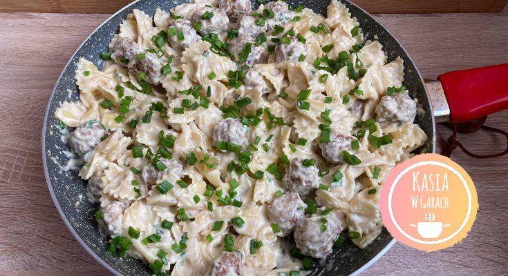 Pulpeciki w sosie serowo-śmietankowym